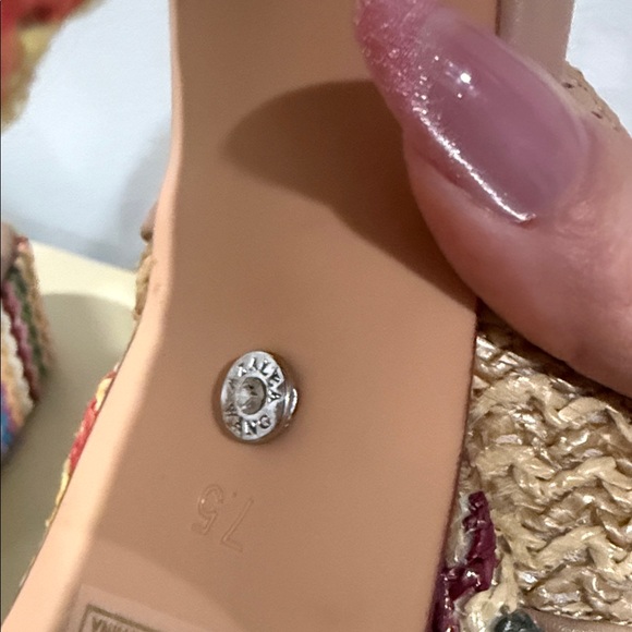 Multicolor Woven Platform Sandals - Picture 6 of 6